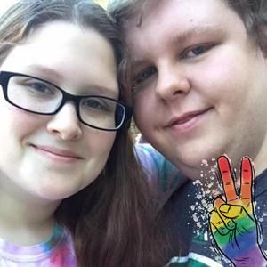 Meet your Posher, Casey